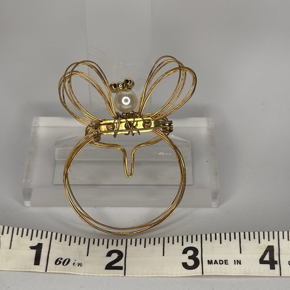 Gold Minimalist Brooch with Geometric Design - Picture 3 of 3